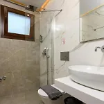 Olea Luxury *