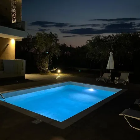 Olea Luxury Apartman Szkála Rahoníu