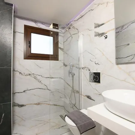 Olea Luxury * Szkála Rahoníu